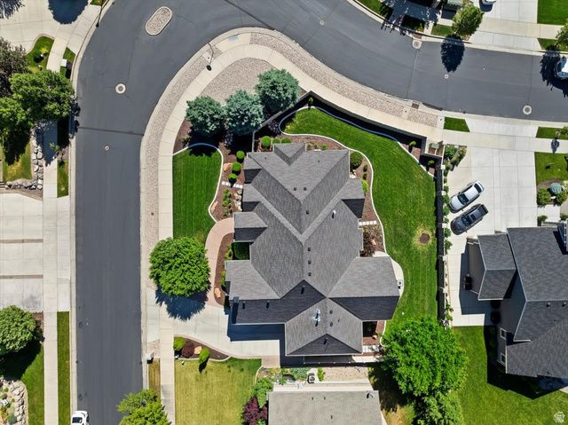 3225 W CHATEAU CIR, South Jordan, UT 84095
