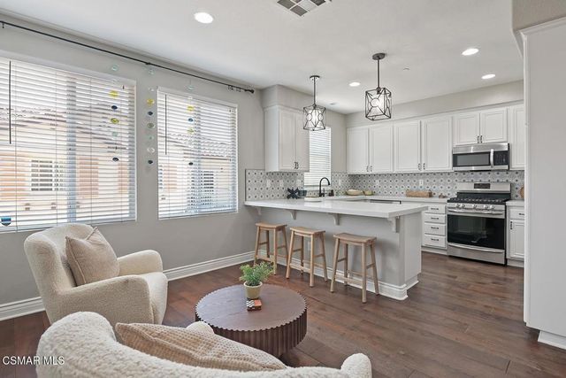 110 Via Katrina, Newbury Park, CA 91320