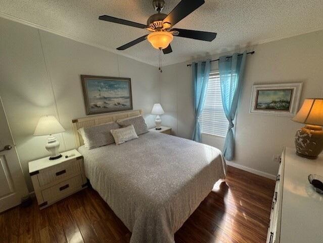 6927 SE Delegate Street, Hobe Sound, FL 33455