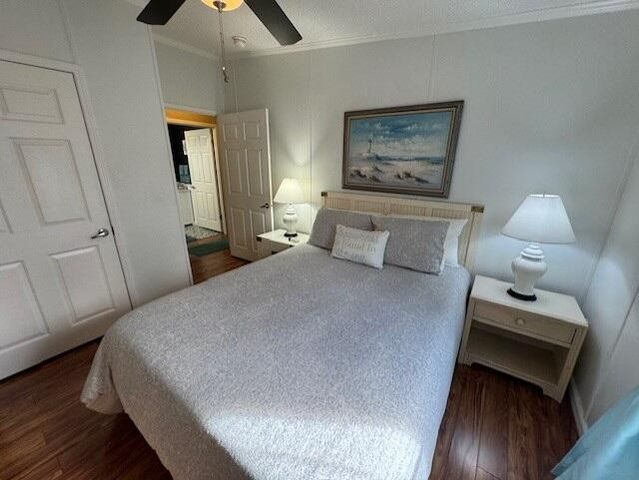 6927 SE Delegate Street, Hobe Sound, FL 33455