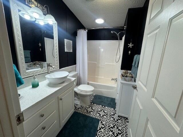 6927 SE Delegate Street, Hobe Sound, FL 33455