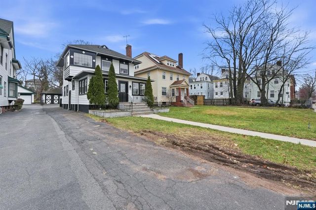 106 Freeman Avenue, East Orange, NJ 07018