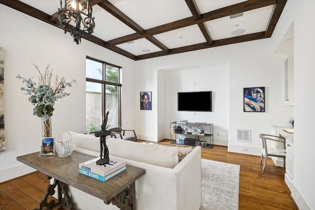 2621 Cason Street, West University Place, TX 77005