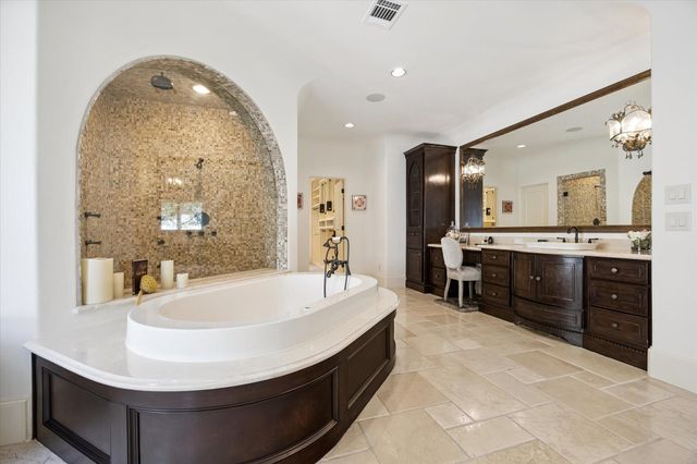 2621 Cason Street, West University Place, TX 77005