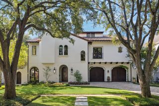 2621 Cason Street, West University Place, TX 77005
