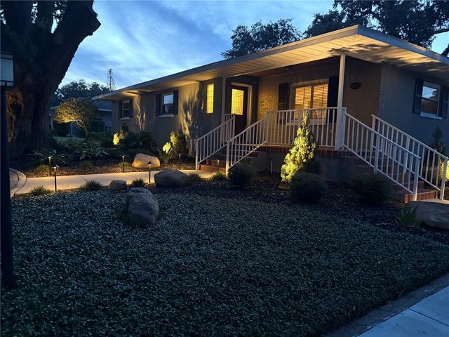 1522 DEL CREST PLACE, Lakeland, FL 33803