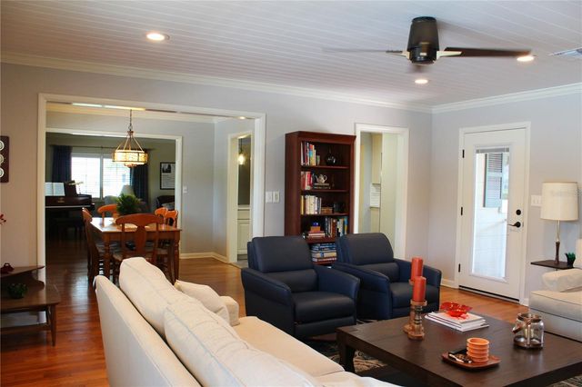 1522 DEL CREST PLACE, Lakeland, FL 33803