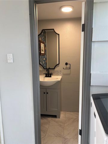 1522 DEL CREST PLACE, Lakeland, FL 33803