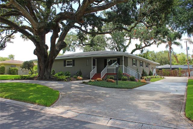 1522 DEL CREST PLACE, Lakeland, FL 33803