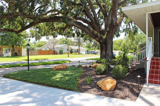 1522 DEL CREST PLACE, Lakeland, FL 33803