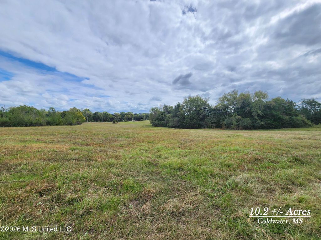 10.2 Old Memphis Oxford Road, Coldwater, MS 38618 — exterior