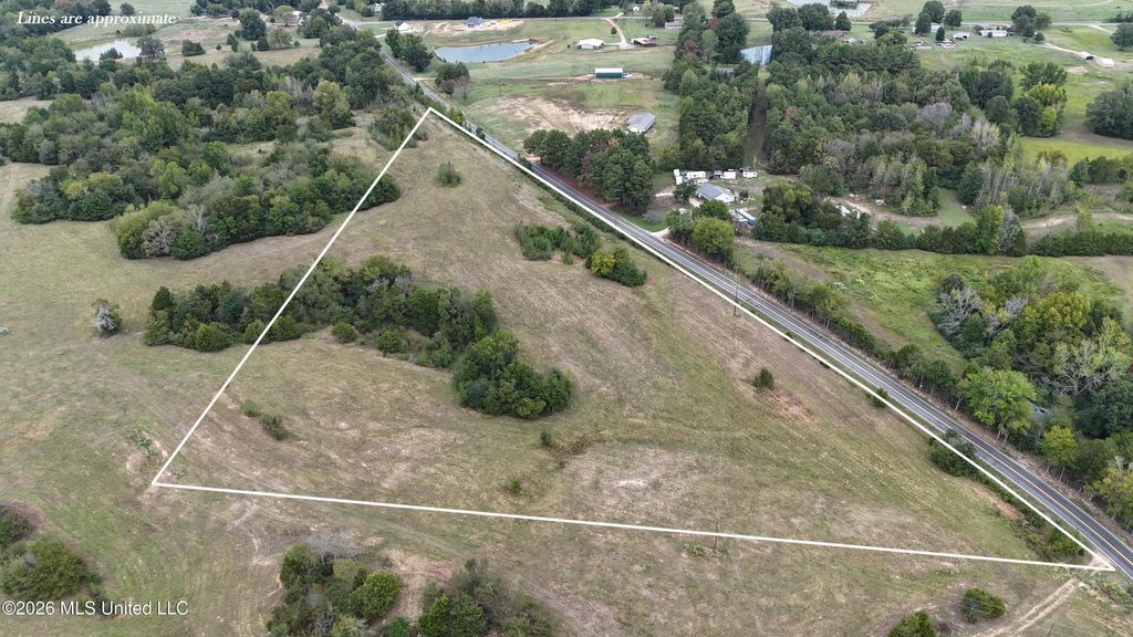 10.2 Old Memphis Oxford Road, Coldwater, MS 38618 — photo 3