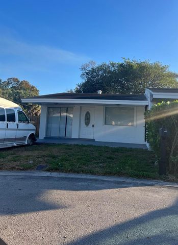 2920 NW 11th Pl, Fort Lauderdale, FL 33311