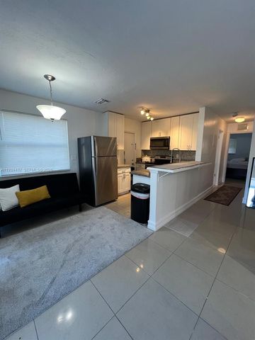 2920 NW 11th Pl, Fort Lauderdale, FL 33311