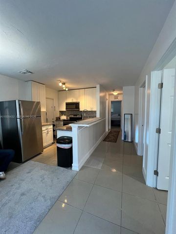 2920 NW 11th Pl, Fort Lauderdale, FL 33311