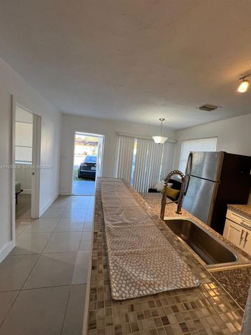 2920 NW 11th Pl, Fort Lauderdale, FL 33311