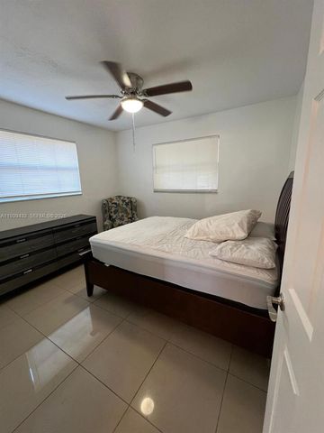 2920 NW 11th Pl, Fort Lauderdale, FL 33311