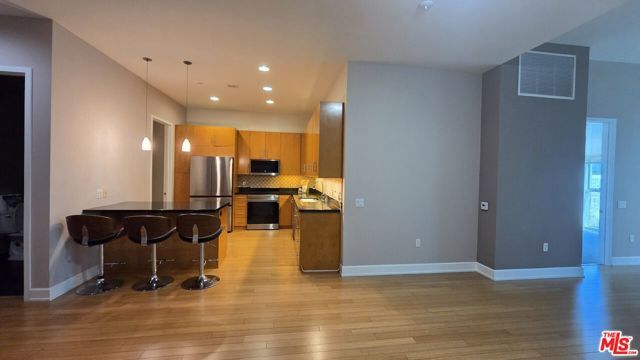 3223 W 6th Street 706, Los Angeles, CA 90020