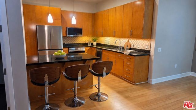 3223 W 6th Street 706, Los Angeles, CA 90020
