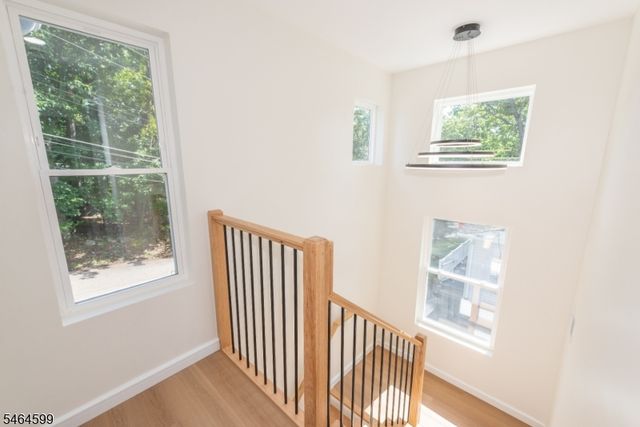 204 Idalroy Trl, Hopatcong Boro, NJ 07843