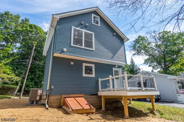 204 Idalroy Trl, Hopatcong Boro, NJ 07843