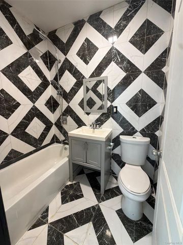972 Dumont Avenue, Brooklyn, NY 11208