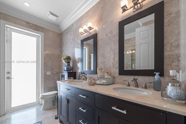 5063 Sweetwater Ter, Cooper City, FL 33330