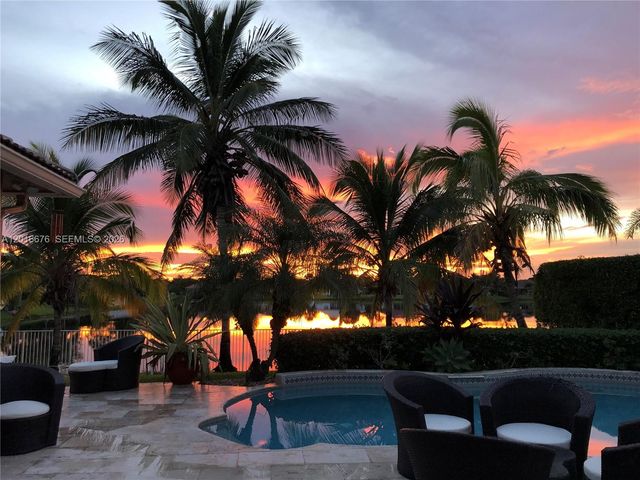 5063 Sweetwater Ter, Cooper City, FL 33330