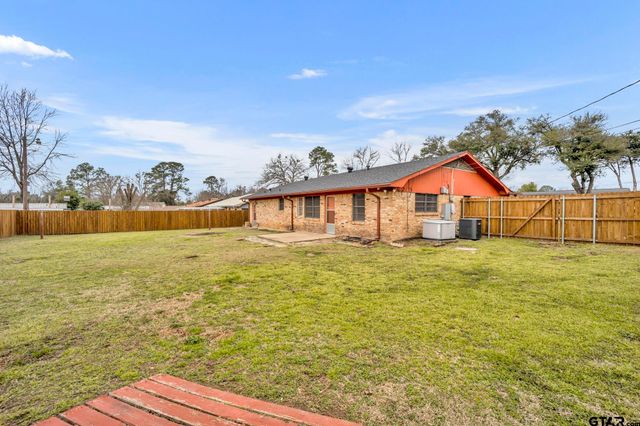 3204 Tulsa, Tyler, TX 75702