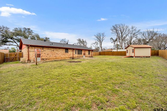 3204 Tulsa, Tyler, TX 75702