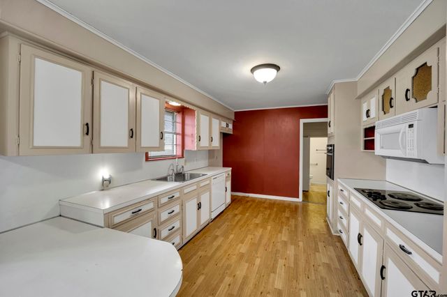 3204 Tulsa, Tyler, TX 75702