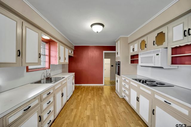 3204 Tulsa, Tyler, TX 75702