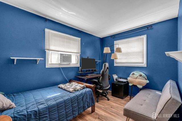 46 park view Drive, Hazlet, NJ 07730