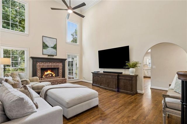 4387 Trestle Way, Buford, GA 30518