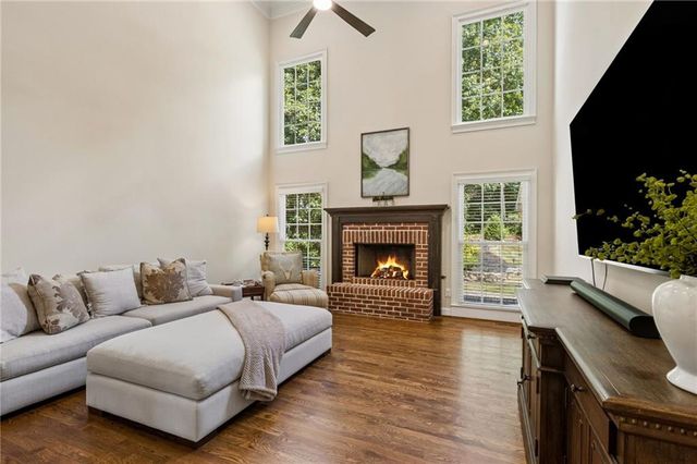 4387 Trestle Way, Buford, GA 30518