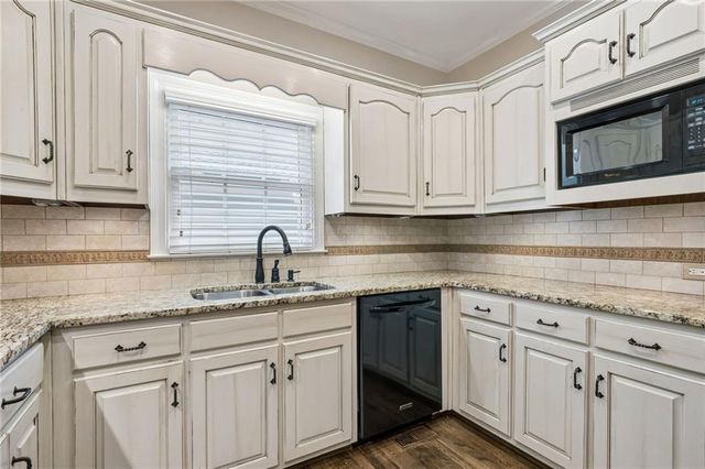 4387 Trestle Way, Buford, GA 30518