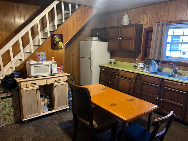 249 W Main Street, Lynch, KY 40855