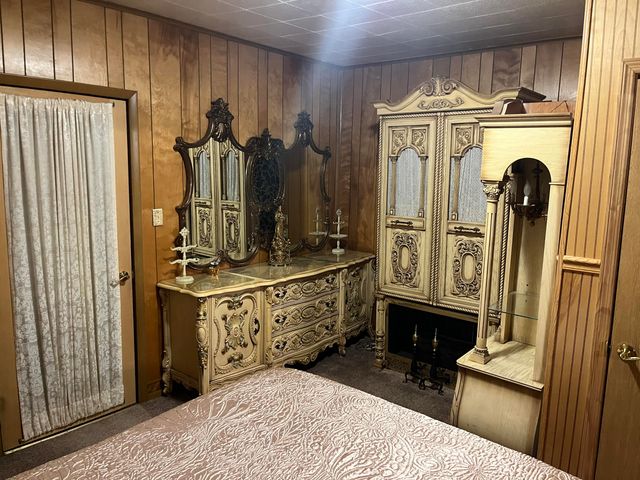 249 W Main Street, Lynch, KY 40855