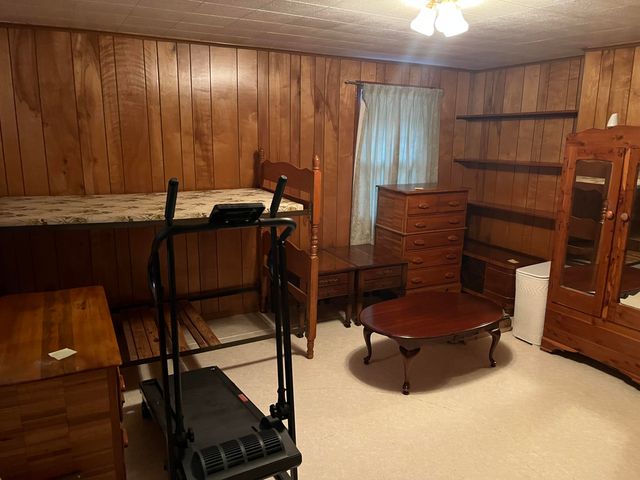 249 W Main Street, Lynch, KY 40855