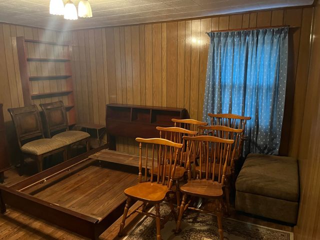 249 W Main Street, Lynch, KY 40855