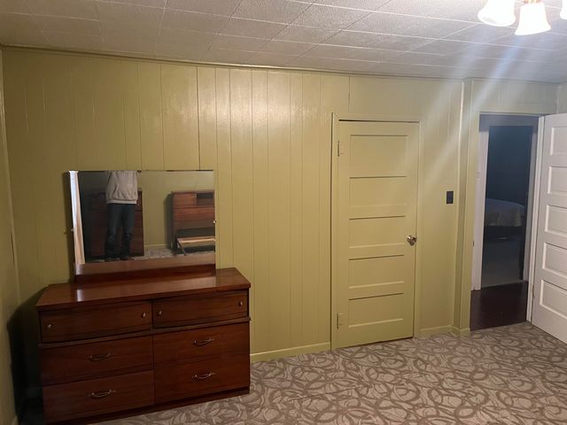 249 W Main Street, Lynch, KY 40855