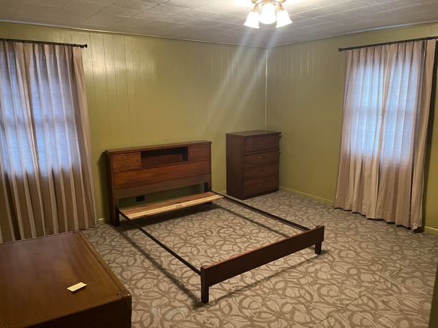 249 W Main Street, Lynch, KY 40855