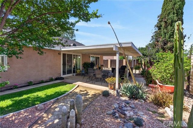 3243 Saratoga, Riverside, CA 92503