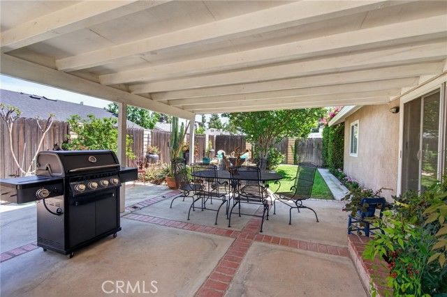 3243 Saratoga, Riverside, CA 92503