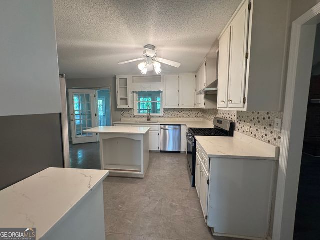 3718 Sussex Drive, Milledgeville, GA 31061
