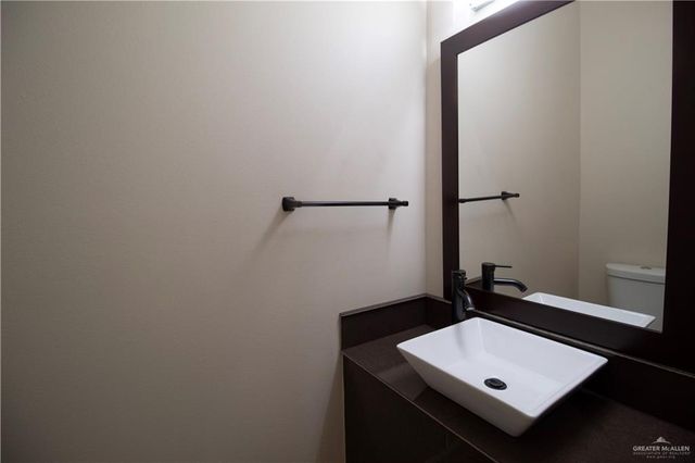 1000 E Daffodil Avenue 1, Mcallen, TX 78501
