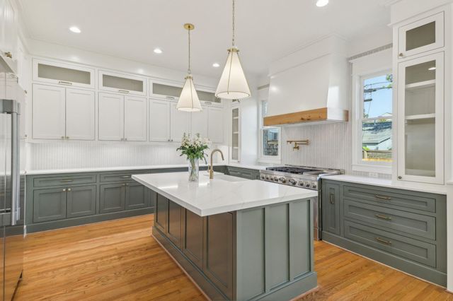 709 Ridge Street, Houston, TX 77009