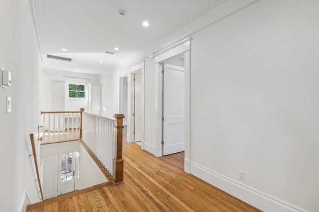 709 Ridge Street, Houston, TX 77009