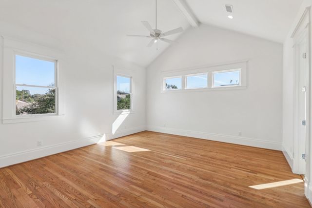 709 Ridge Street, Houston, TX 77009