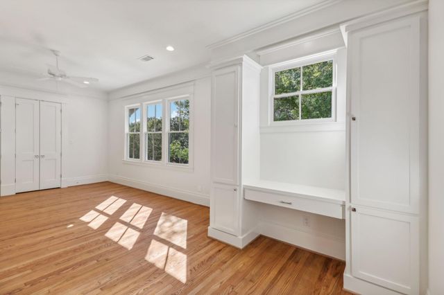 709 Ridge Street, Houston, TX 77009